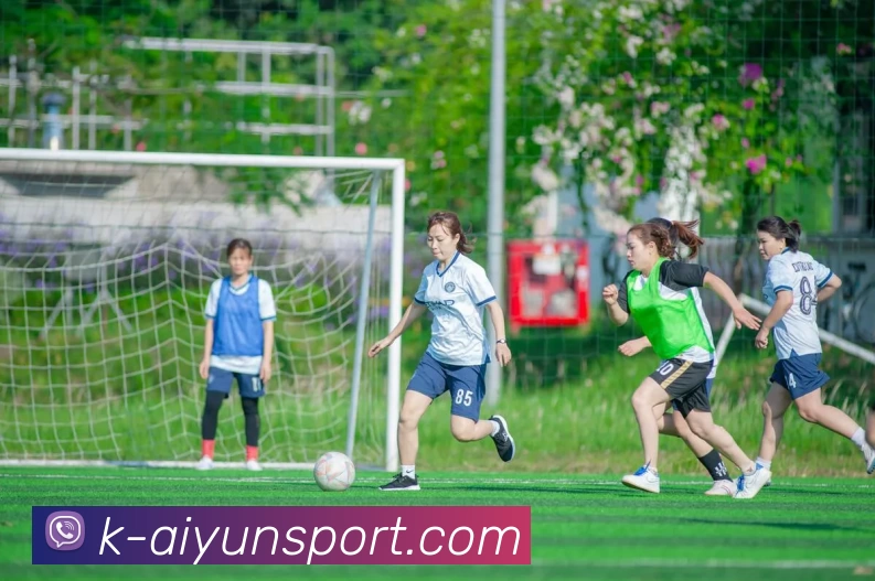 2017年曼联对阵伯恩利精彩比赛回顾视频分享与分析